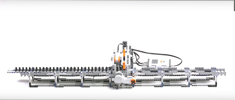 A Turing machine built with LEGO